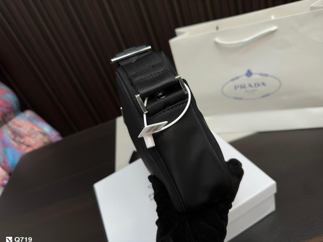 Replica Prada Bag 24*16CM