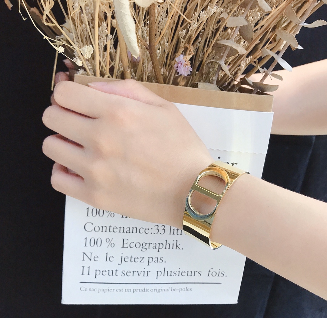 Replica DIOR Bangle