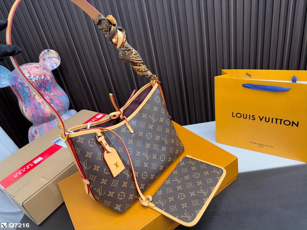Replica Louis Vuitton Bag 27*21CM/38*26CM