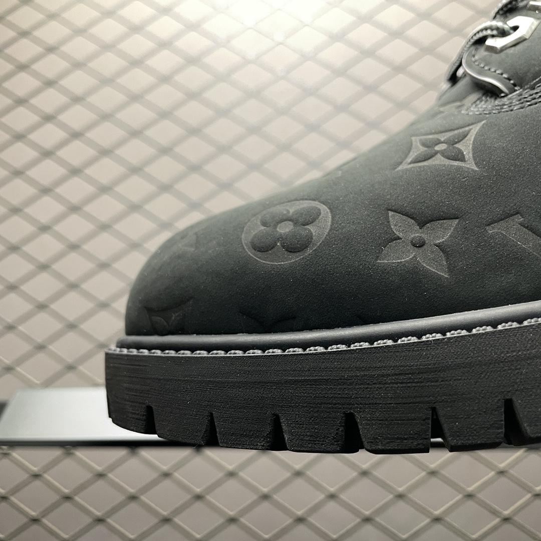 Replica LV Shoe  Louis Vuitton x Timberland LV b