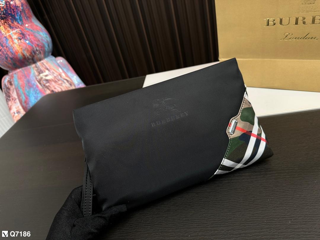 Replica Burberry Bag 17*27CM