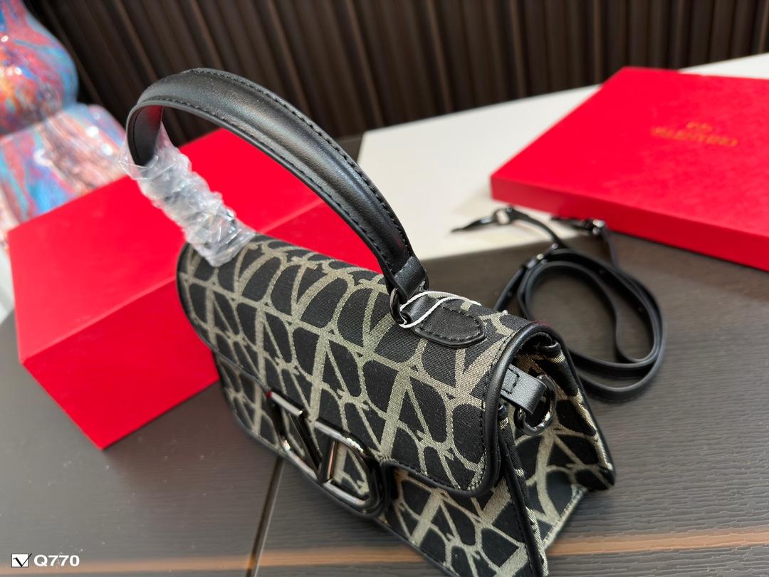 Replica Valentino Bag 26*16CM