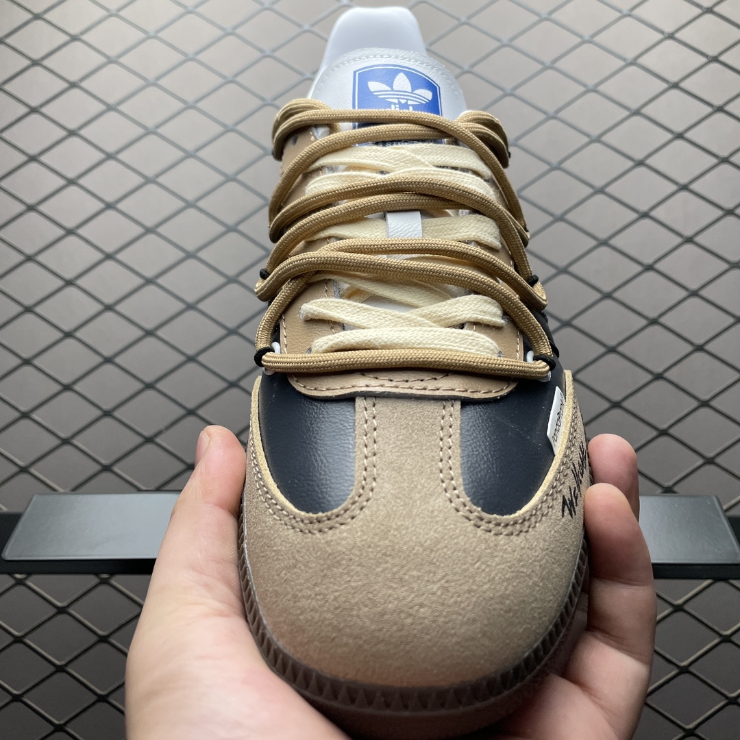 Replica Adidas Shoe Panda Prank x Adidas Samba