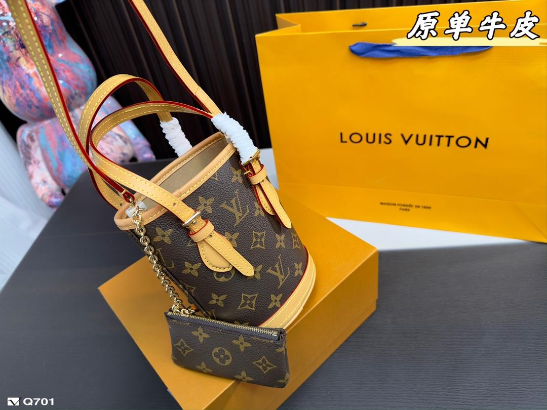 Replica Louis Vuitton Bag 17*13CM