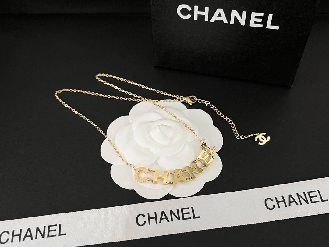 Replica CHANEL Necklace