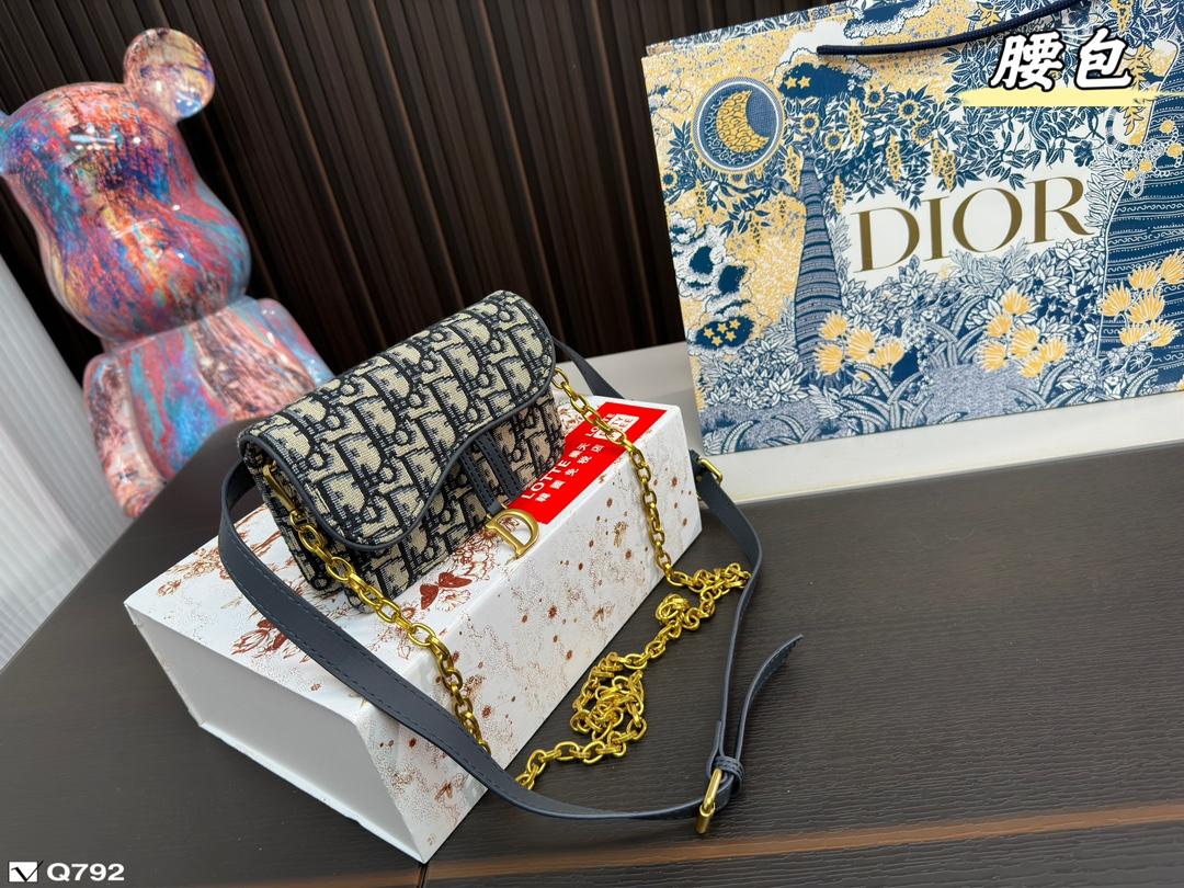 Replica Dior Bag 17*11CM