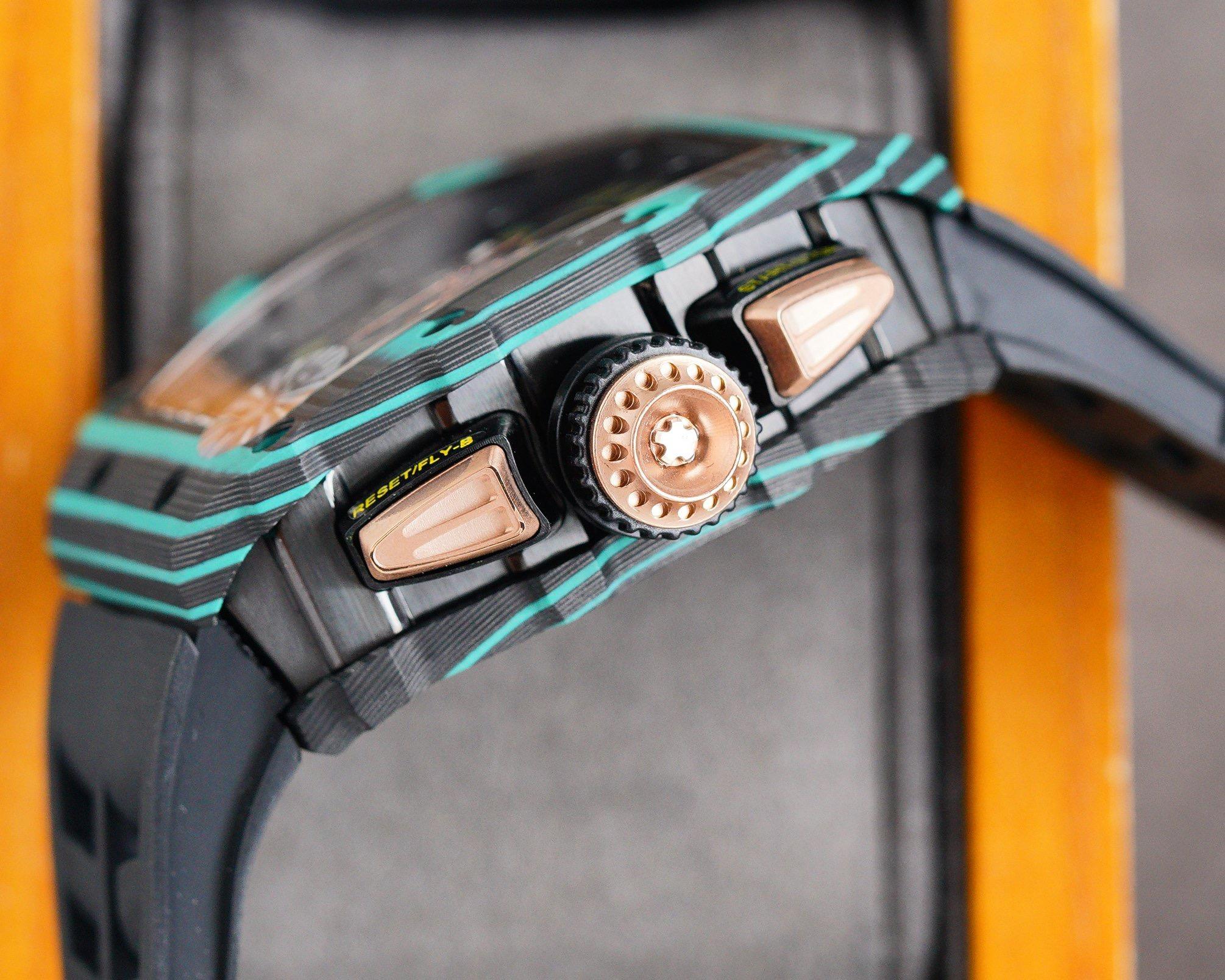 Replica Richard Mille Carbon Fiber Automatic Machine Watch 42MM