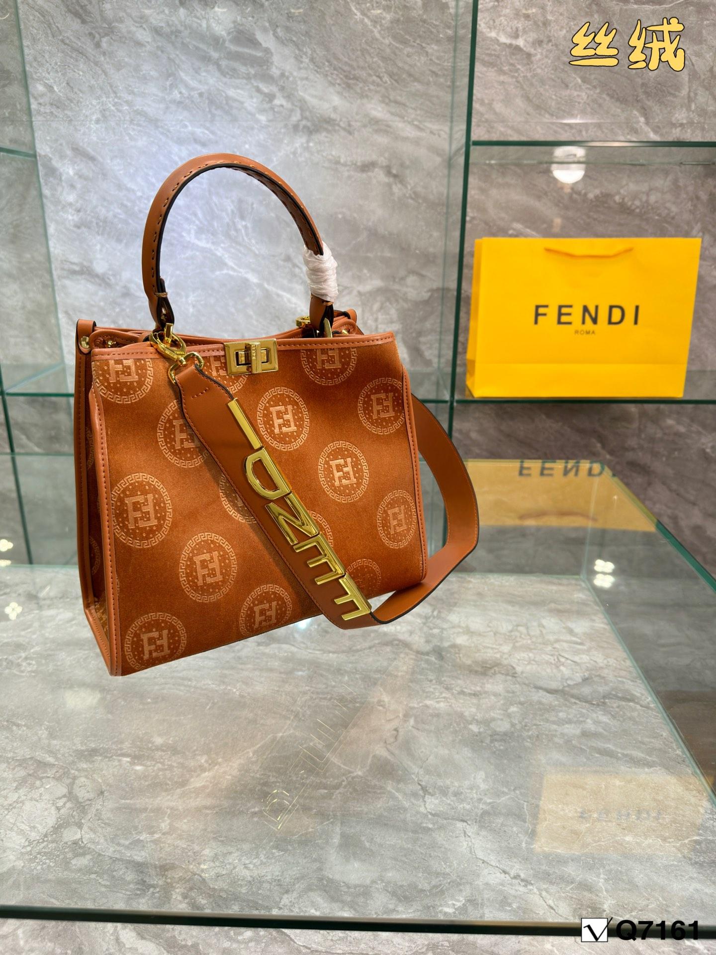 Replica Fendi Bag 30*26CM
