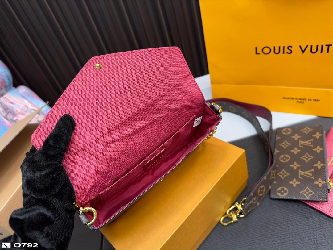 Replica Louis Vuitton Bag 12*21CM