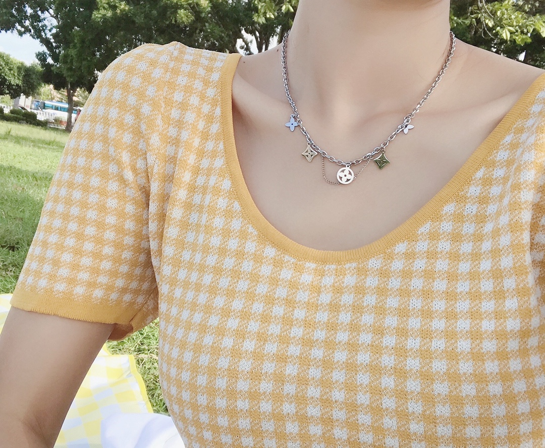 Replica LOUIS VUITTON Necklace