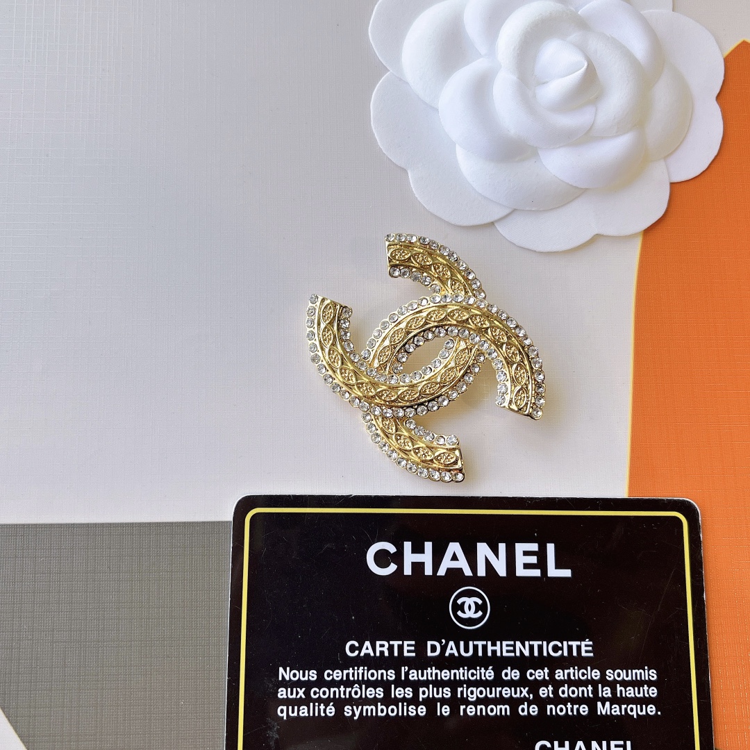 Replica CHANEL Brooch