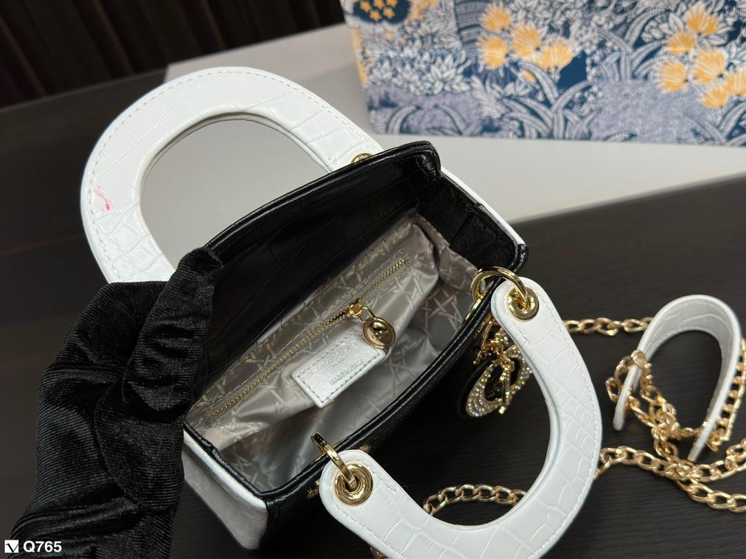 Replica Dior Bag  17*7*14CM