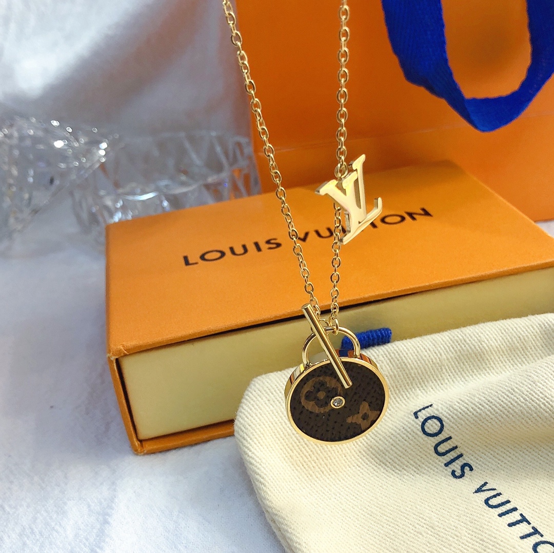 Replica LOUIS VUITTON Necklace