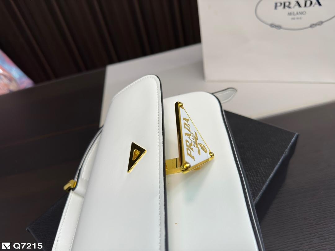 Replica Prada Bag 21*13CM