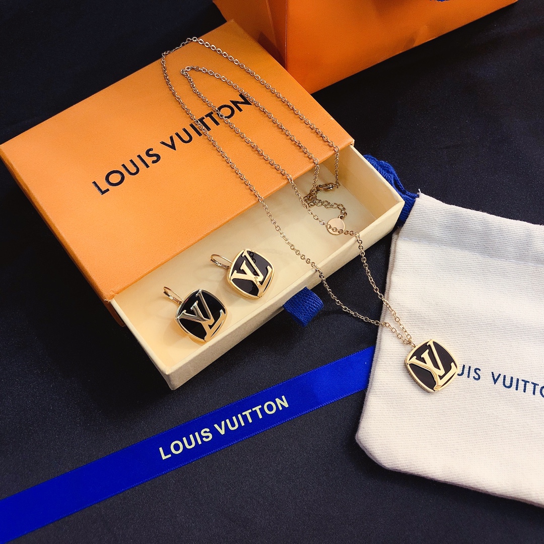 Replica LOUIS VUITTON Necklace