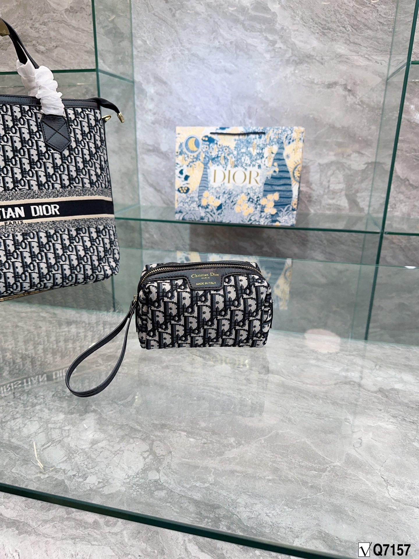 Replica Dior Bag 32*31CM
