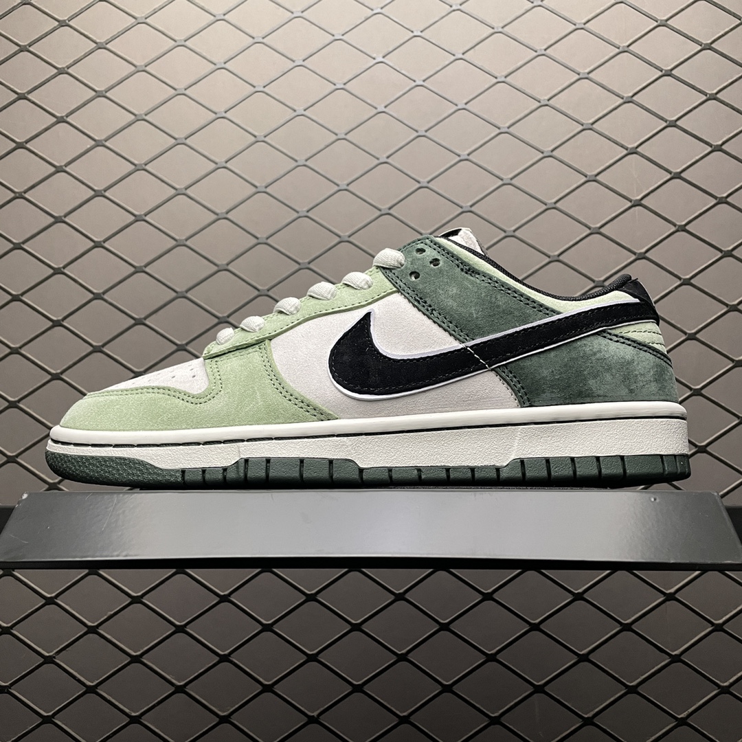 Replica Nike Dunk SB Shoe Otomo Katsuhiro x Nike Dunk Low LF0068-001 SIZE 36-46