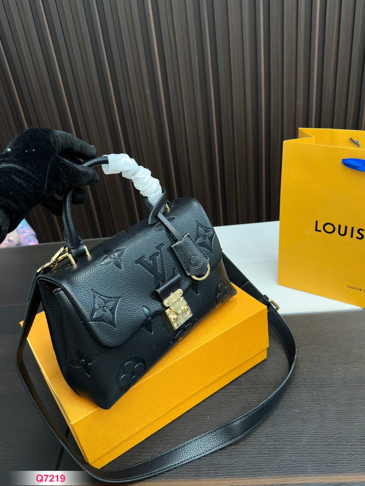 Replica Louis Vuitton Bag 24*15CM