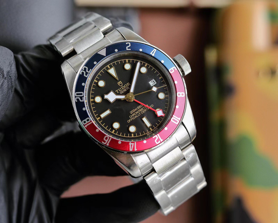 Replica Tudor 904l Stainless Steel GMT Automatic Machine Watch 42MM