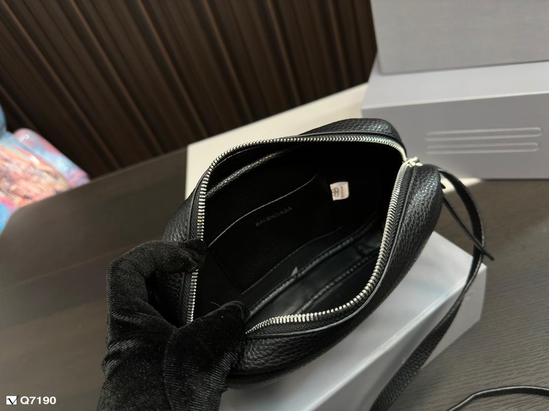 Replica Balenciaga Bag 21*14CM