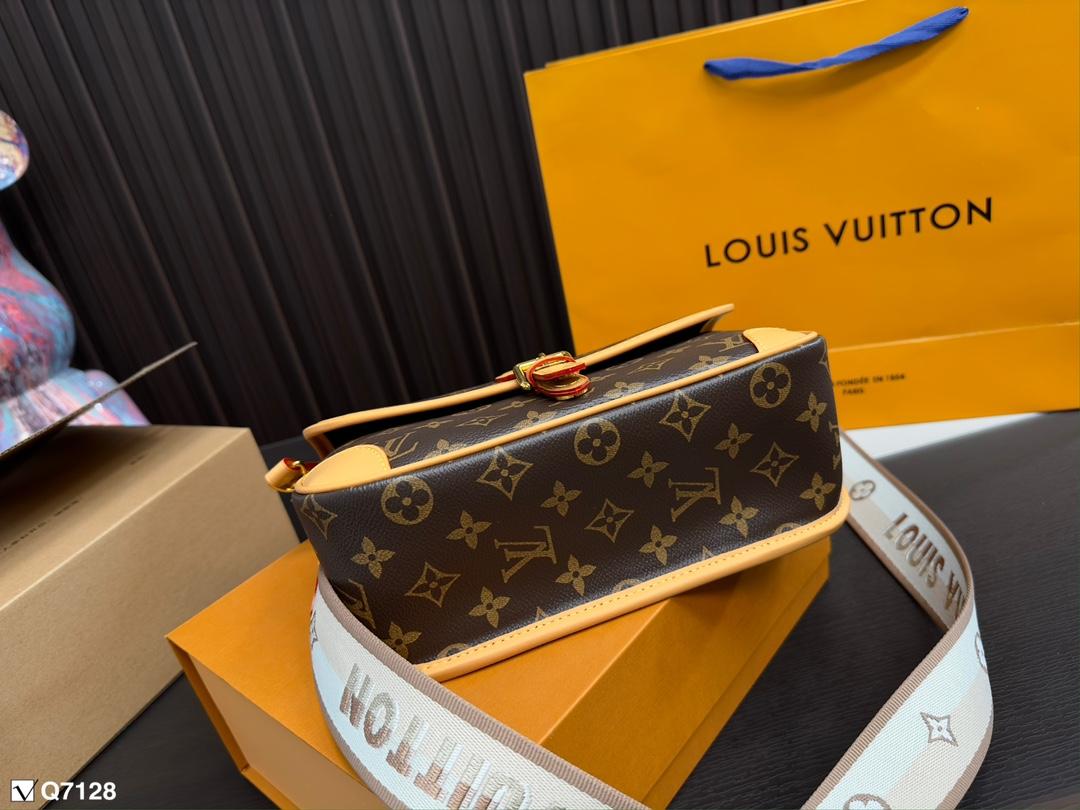 Replica Louis Vuitton Bag 24*15CM