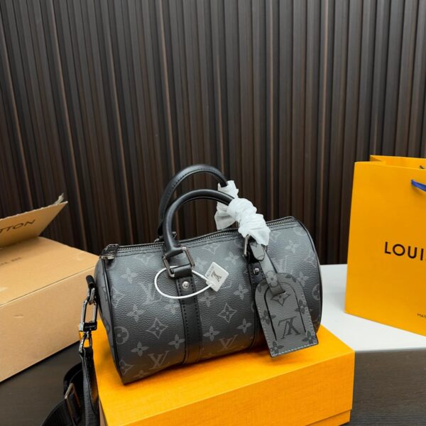 Replica Louis Vuitton Bag 14*24CM