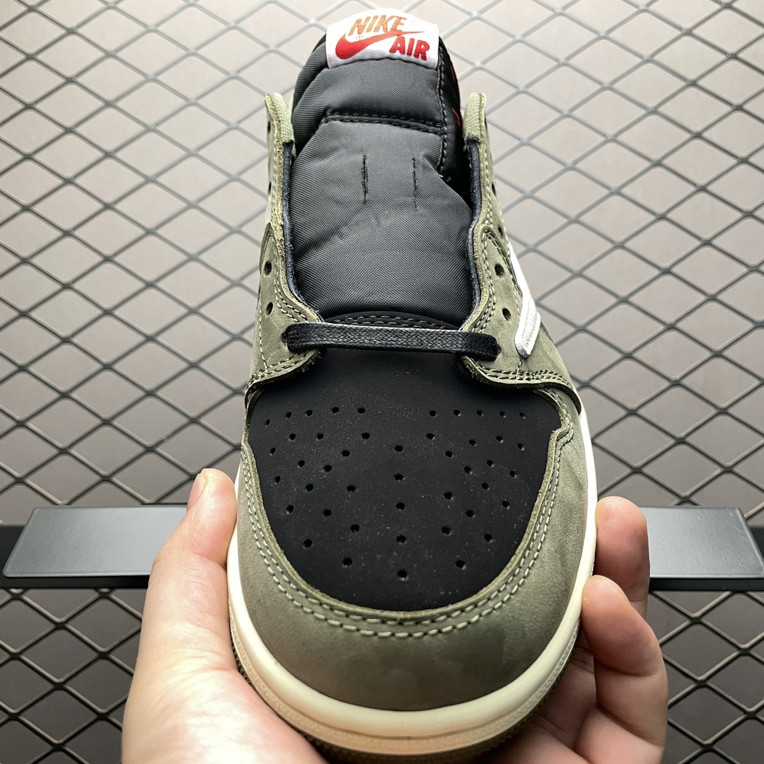 Replica Air Jordan Shoe  S Travis Scott x Air Jordan 1 AJ1 DW7866-002  Size 36-48.5