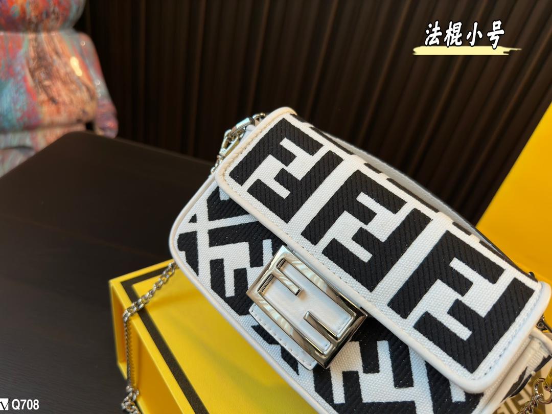 Replica Fendi Bag 10*20CM