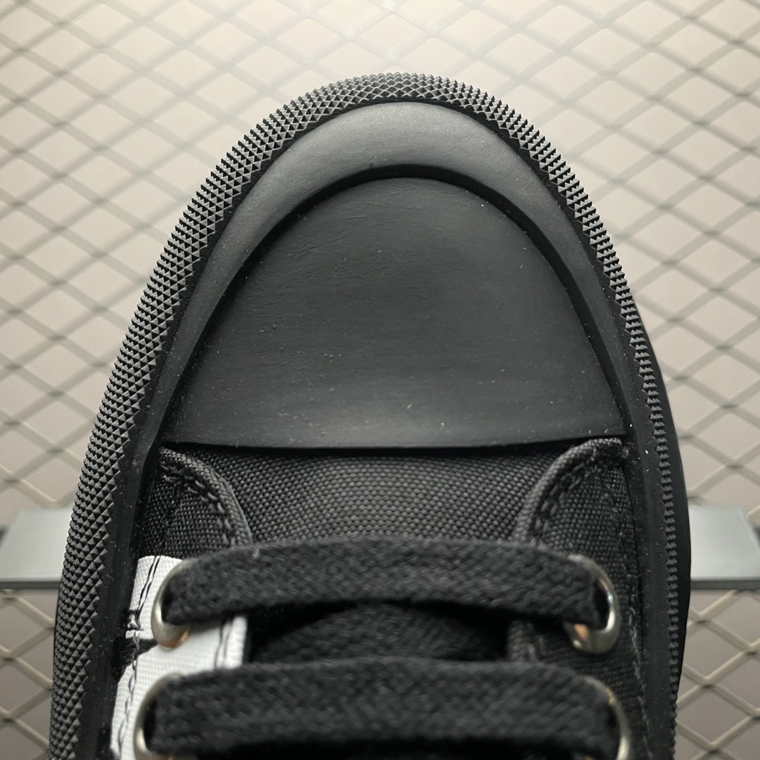 Replica Alexander McQueen Shoe Alexander McQueen a