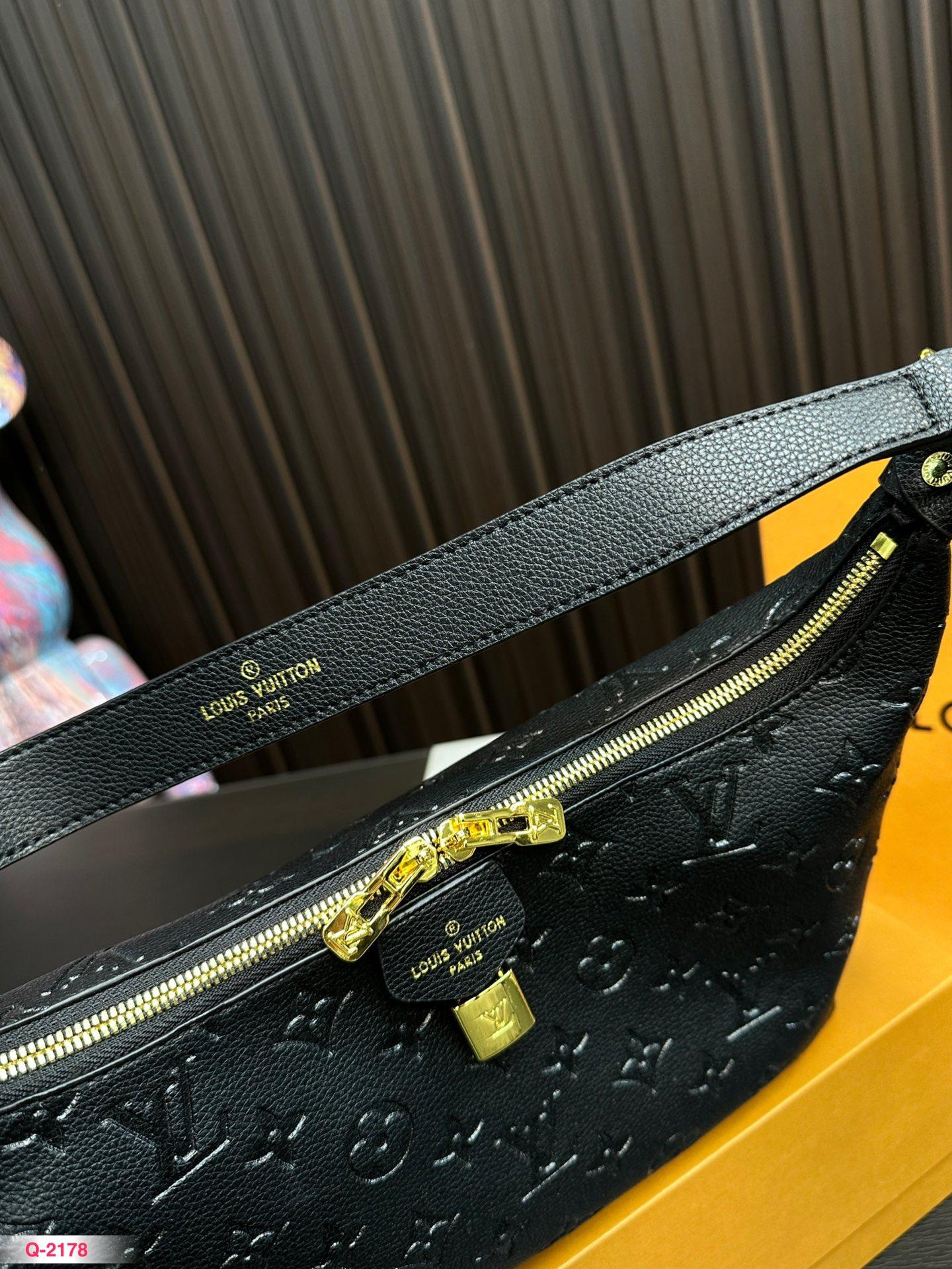 Replica Louis Vuitton Bag 26*17CM