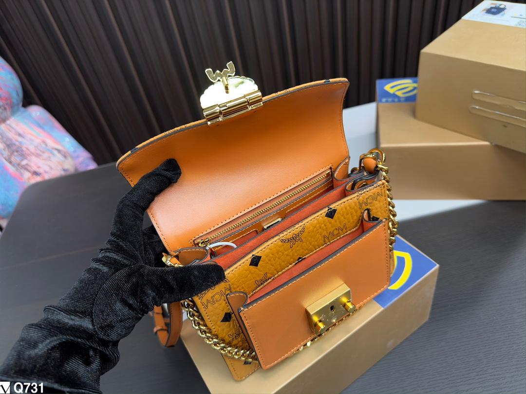 Replica MCM Bag 18*13CM
