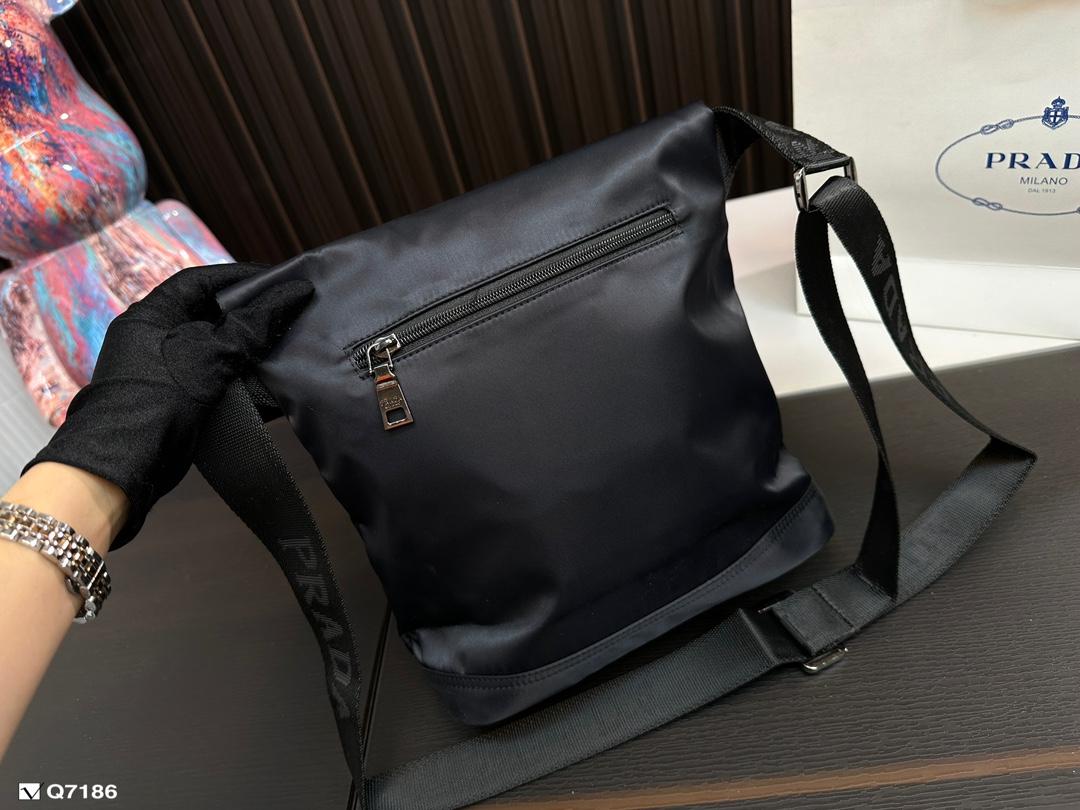 Replica Prada Bag 27*27CM/24*26CM