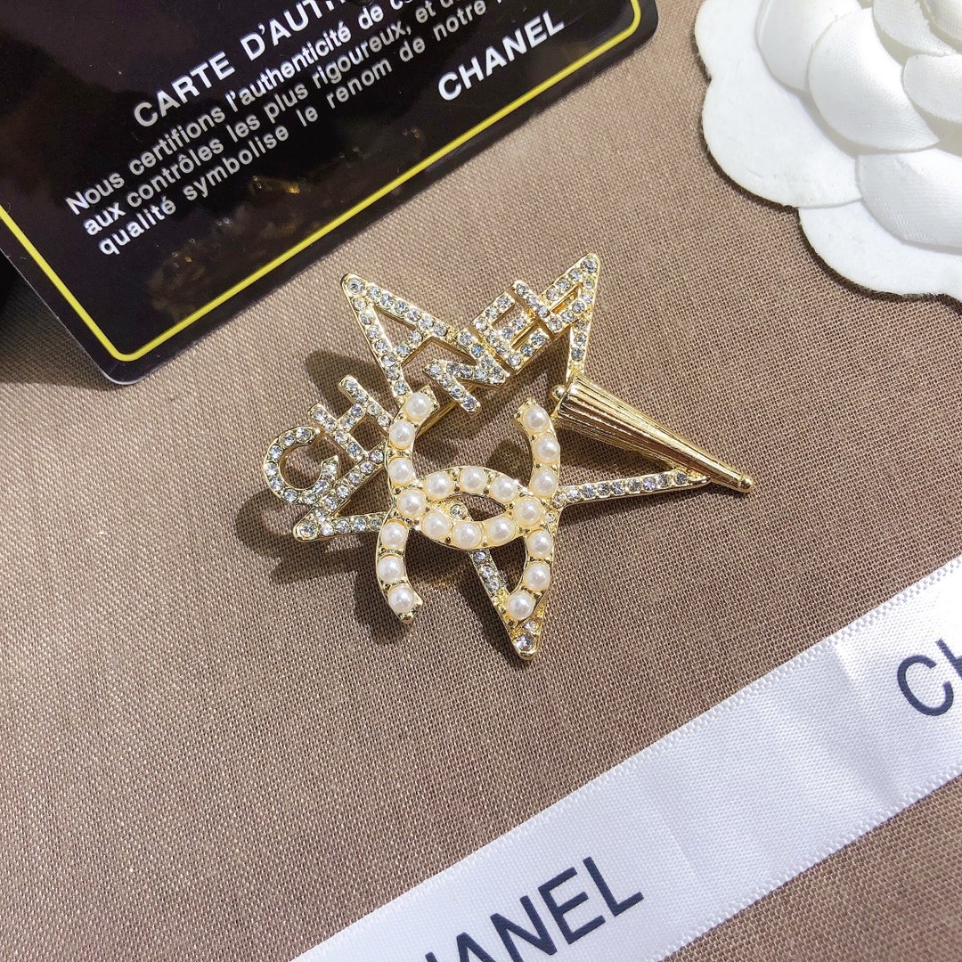 Replica CHANEL Brooch