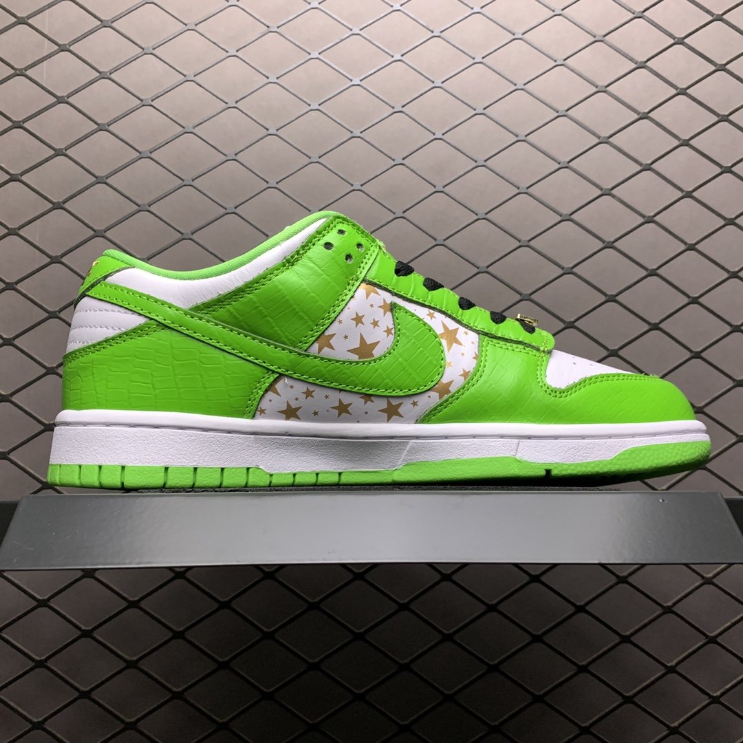 Replica Nike Dunk SB Shoe Supreme x Nike SB Dunk Low SUP DH3228-104 36-47.5