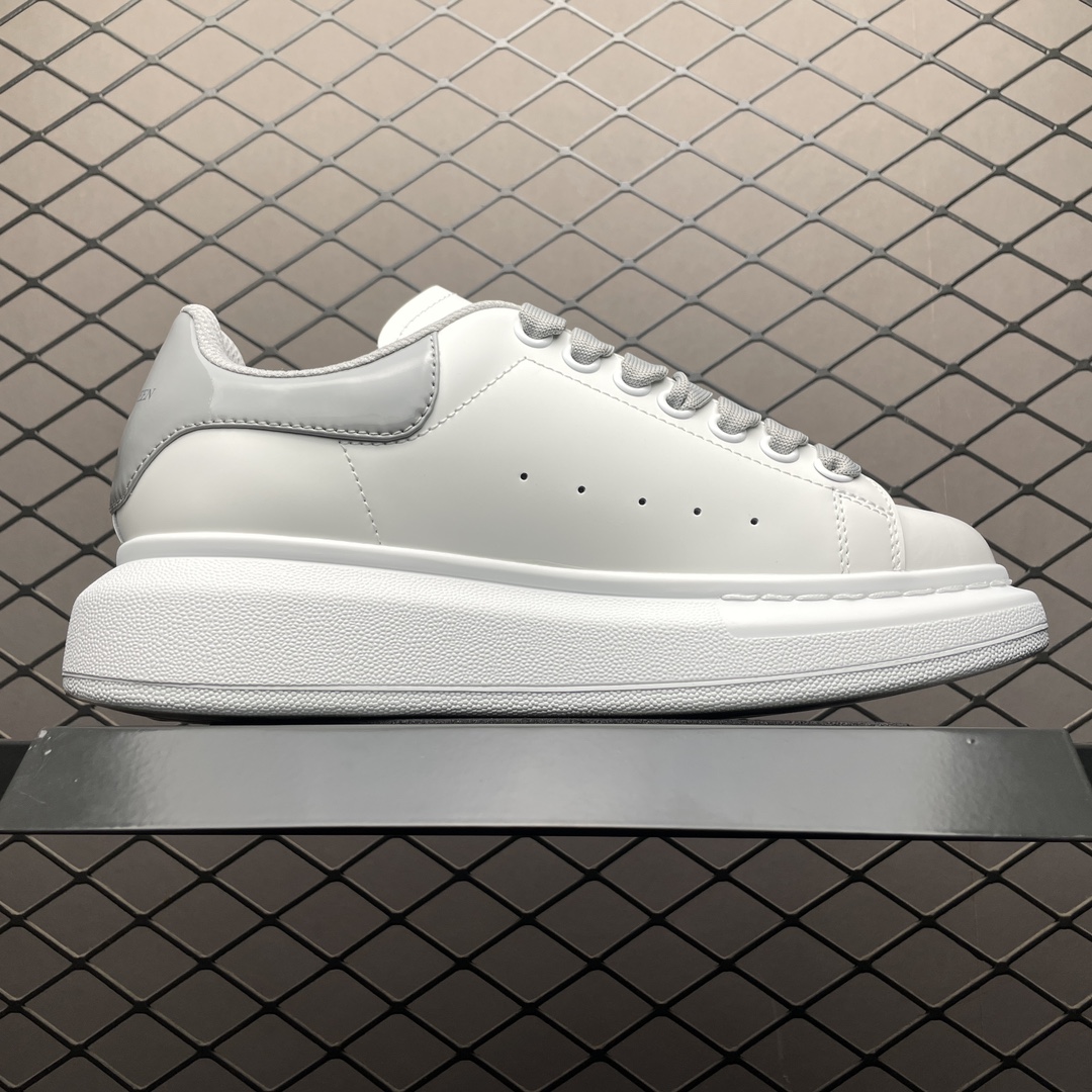 Replica Alexander McQueen Shoe   Alexander McQueen size 35-40