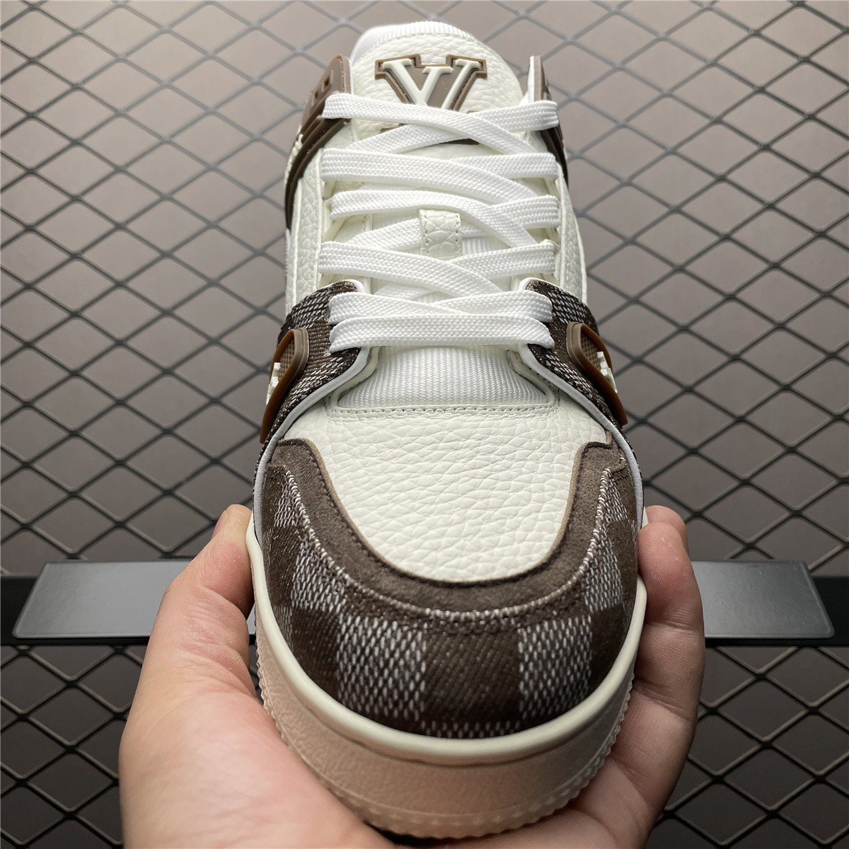 Replica LV Shoe  Louis Vuitton LV Trainer Brown