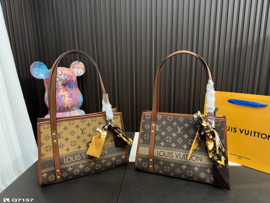 Replica Louis Vuitton Bag 32*22CM