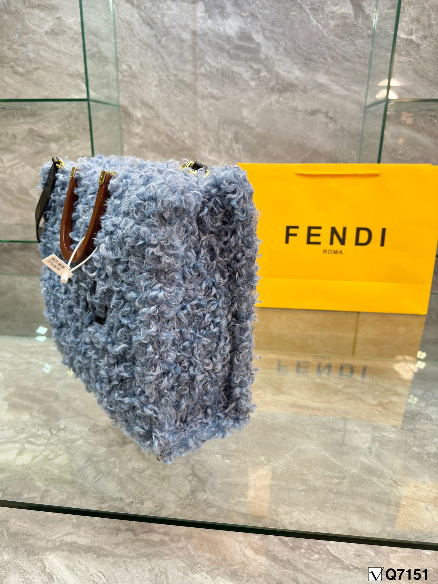 Replica Fendi Bag 35*30CM