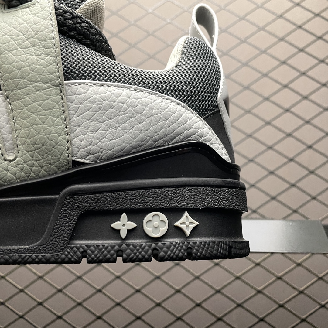 Replica Louis Vuitton Shoe Louis Vuitton LV Trainer size 35-46h