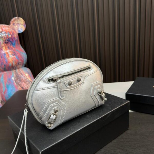 Replica Balenciaga Bag 19*16CM