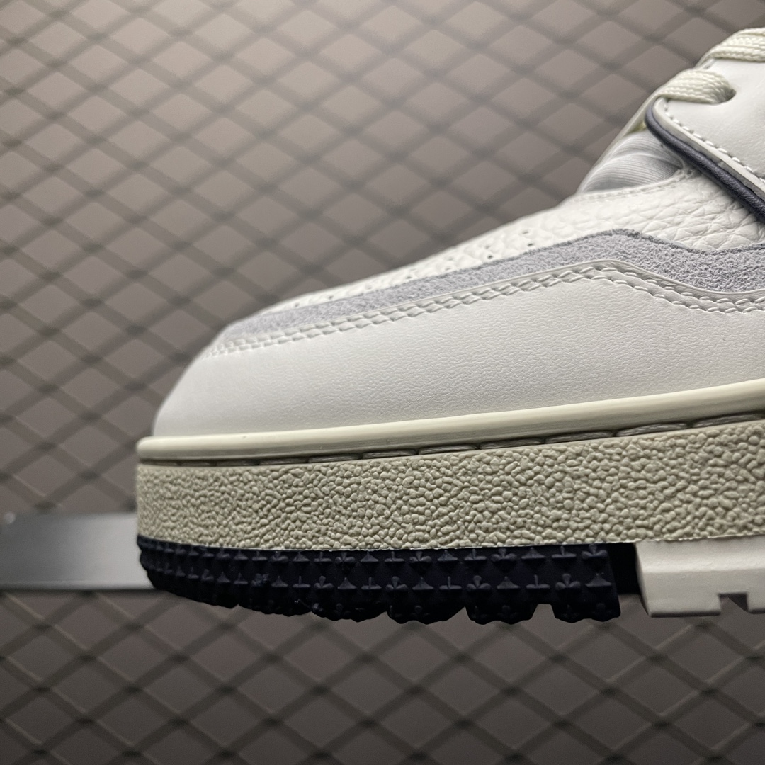Replica Louis Vuitton Shoe Louis Vuitton LV Trainer Size 35-45 White Navy Blue