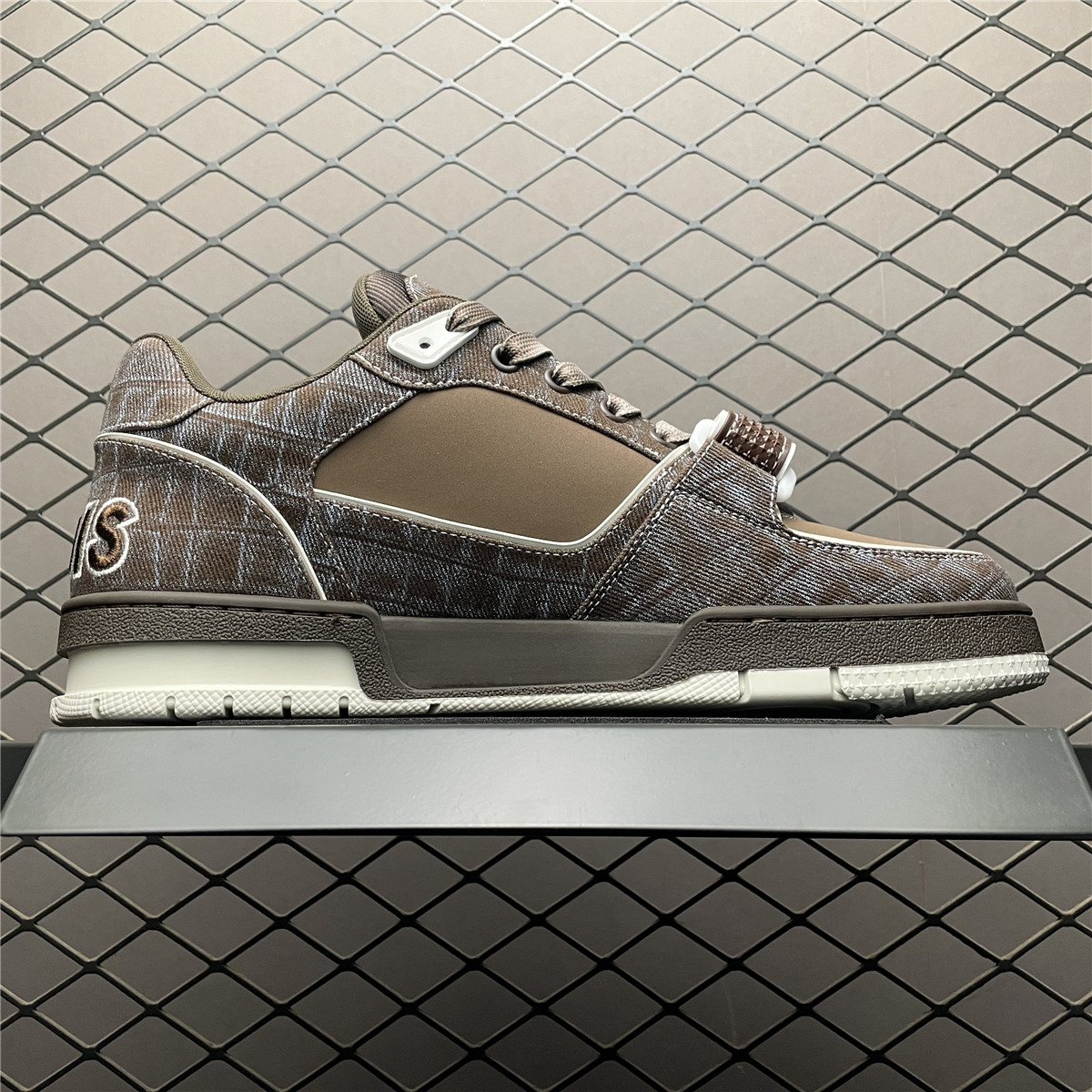 Replica LV Shoe  Louis Vuitton  LV Trainer