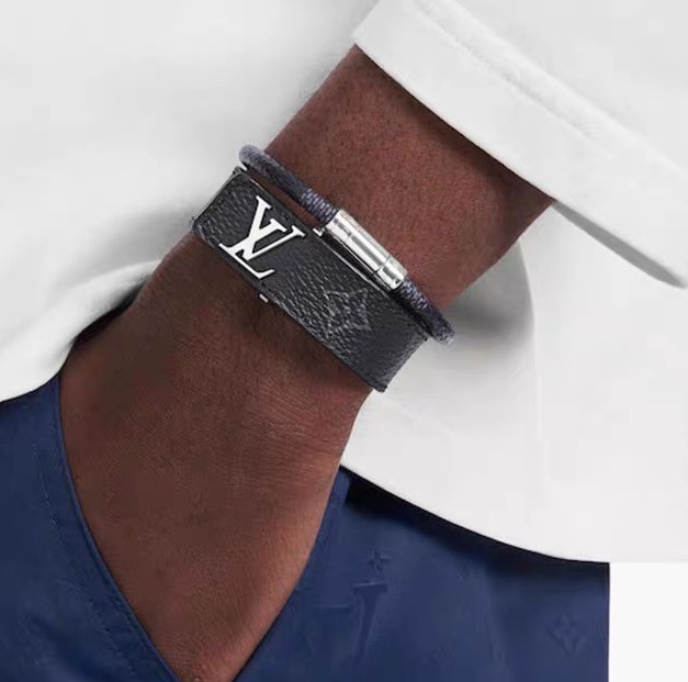 Replica LOUIS VUITTON Bangle