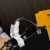 Replica Louis Vuitton Bag 23.5*18CM