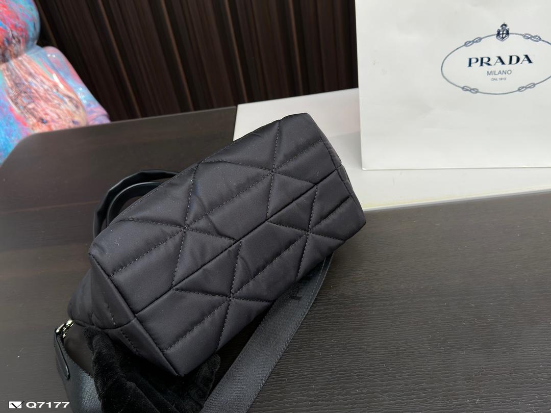 Replica Prada Bag 24*19CM