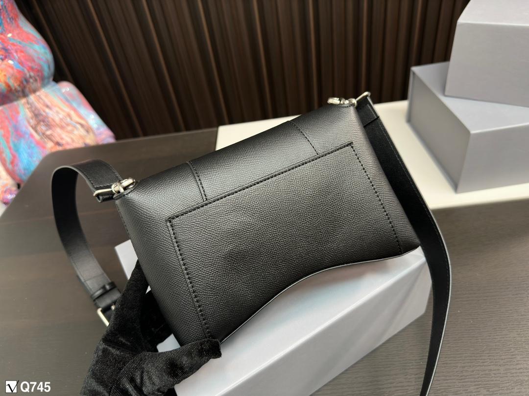 Replica Balenciaga Bag 21*14CM