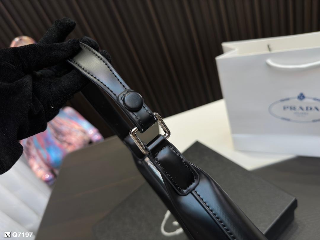 Replica Prada Bag 24*20CM