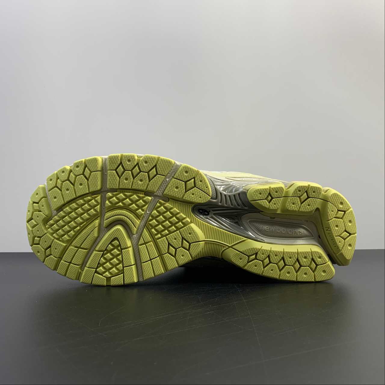 Replica New Balance Shoe New Balance NB2002 M2002RA1  36-47.5