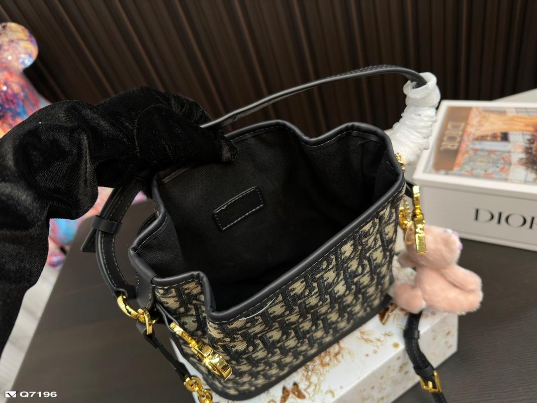 Replica Dior Bag 24*24CM/16*16CM