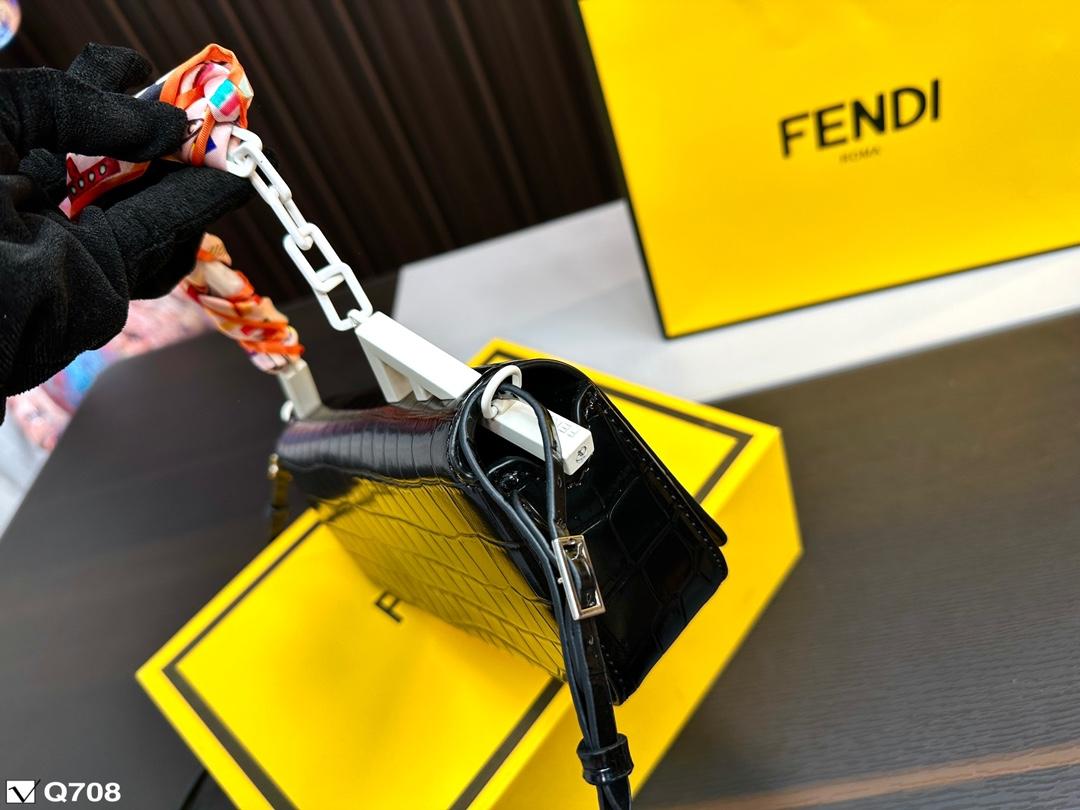 Replica Fendi Bag 23*10CM